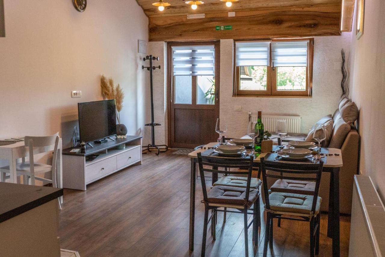 Apartman Mila Josipdol Dış mekan fotoğraf